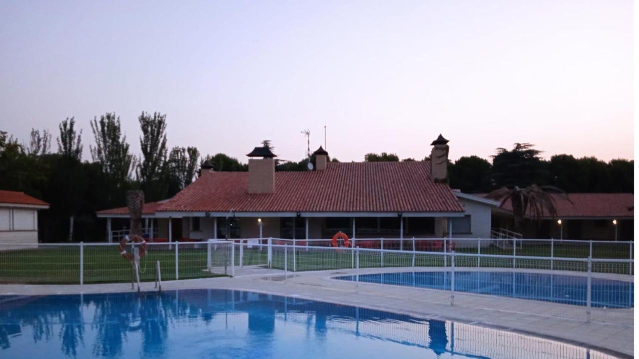 Bungalows Zaragoza Camping Exterior foto