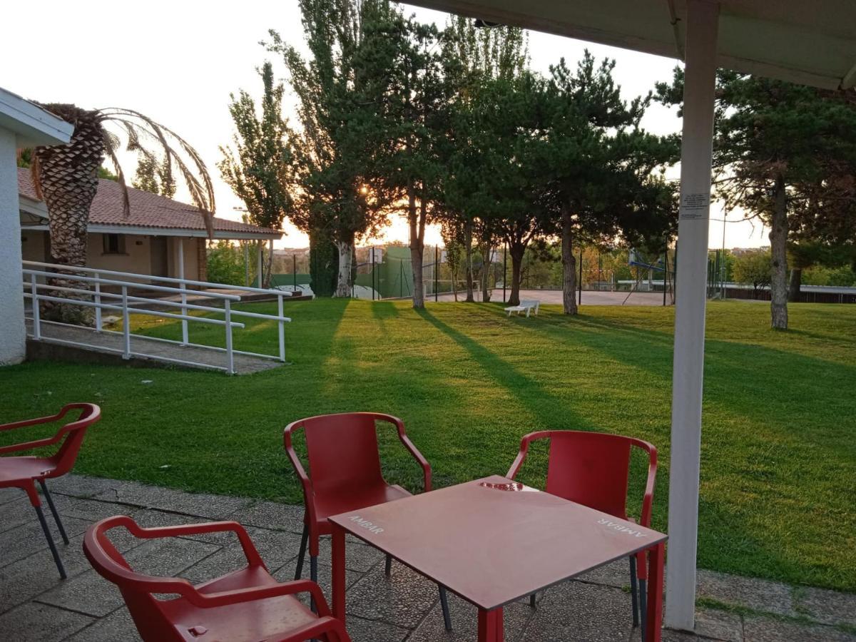 Bungalows Zaragoza Camping Exterior foto